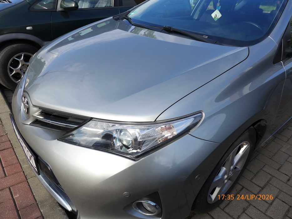 Toyota Auris 1,6 132 KM