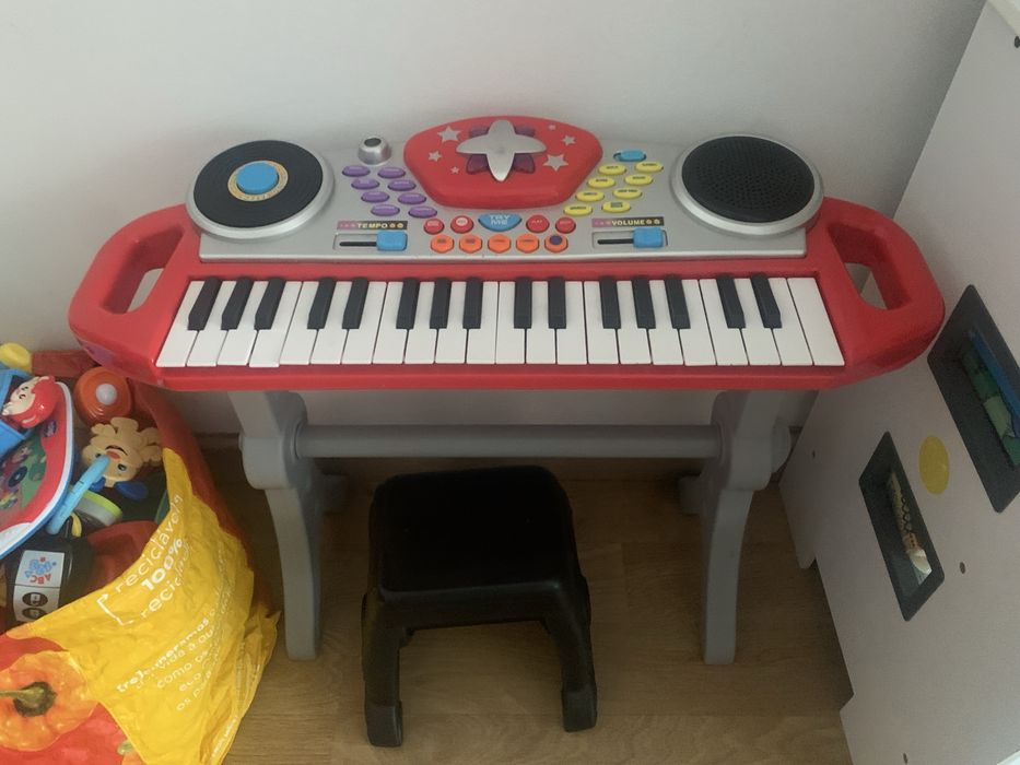 Piano Instrumental