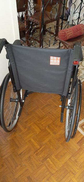 Cadeira de Rodas-como nova