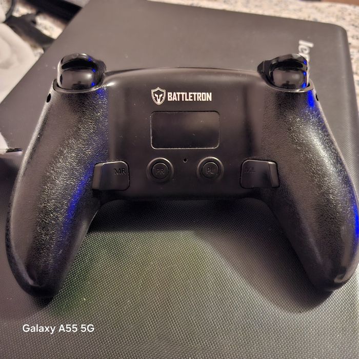 Konsola PlayStation 4 Slim 500GB | Cicha | Bezprzewodowy Pad z łopatkami PRO