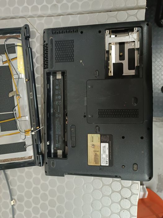 HP Pavilion DV6850ep - para peças