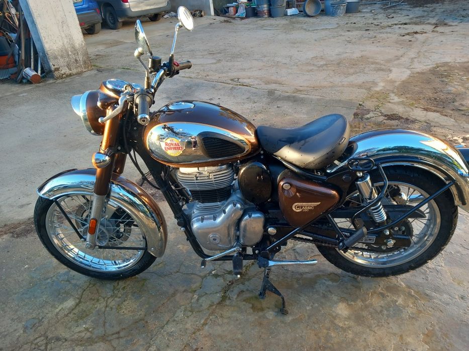 Royal Enfield 2023 – 1.200 km – Excelente  2 bancos de oferta
