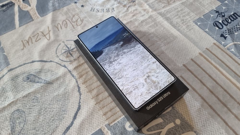 Samsung S25ultra como novo