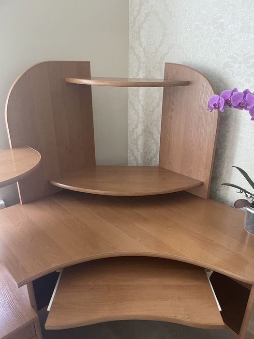 Стіл письмовий кутовий з тумбою колір вільха