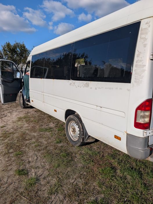 Mercedes sprinter   18 місць