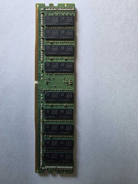 Pamięć RAM Samsung 64GB DDR4 LRDIMM -  dostępne 2 sztuki