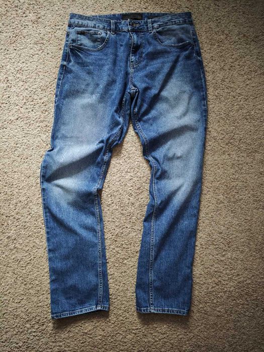 Jeansy Reserved Spodnie męskie Denim 33 Niebieskie