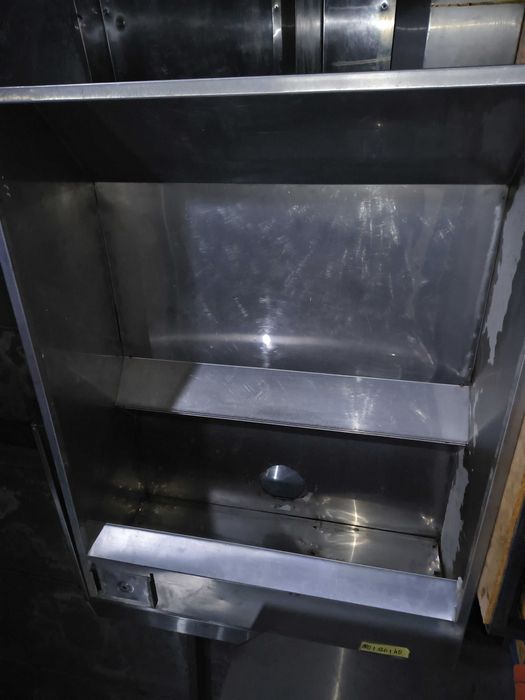 Зонты вытяжные пристенные из нержавейки с жироуловителями (Б/У)