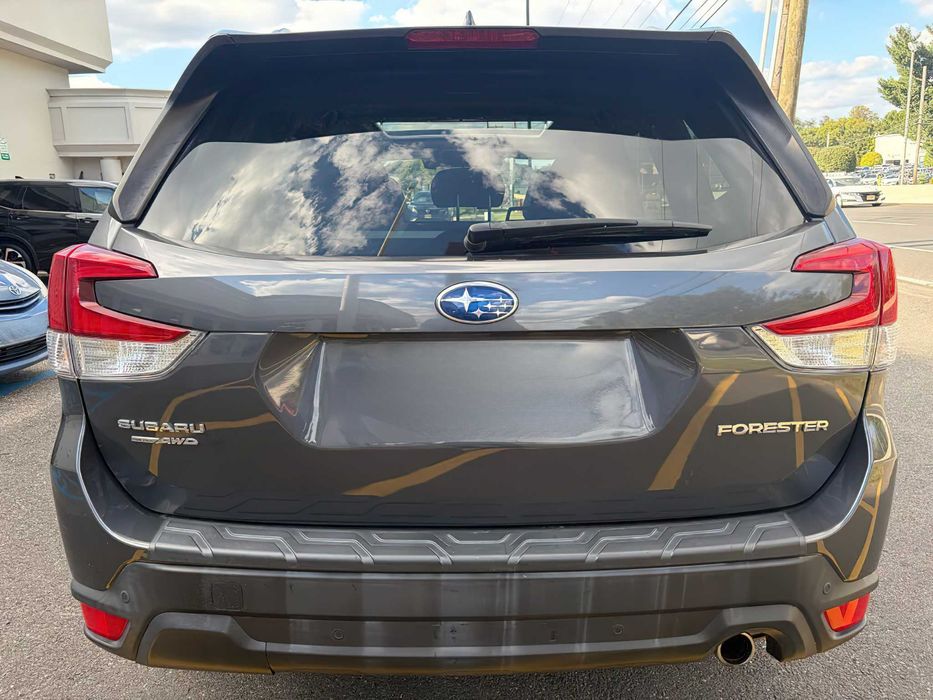 Subaru Forester Limited      2021