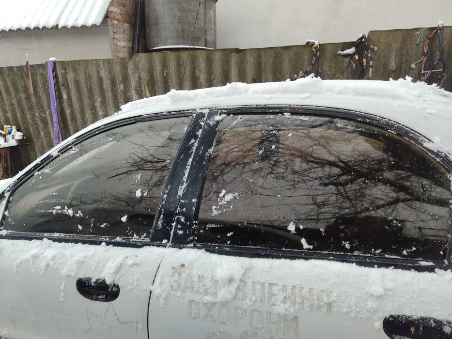 Стекло боковое задние Ланос сенс