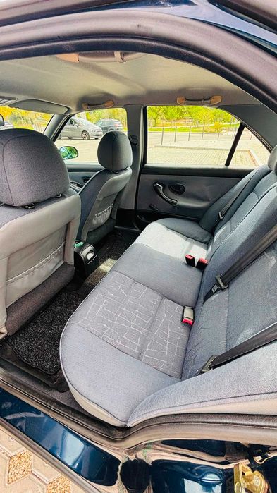 Peugeot 406 1.6i 88cv | 60.370 km | 1999 | Muito estimado