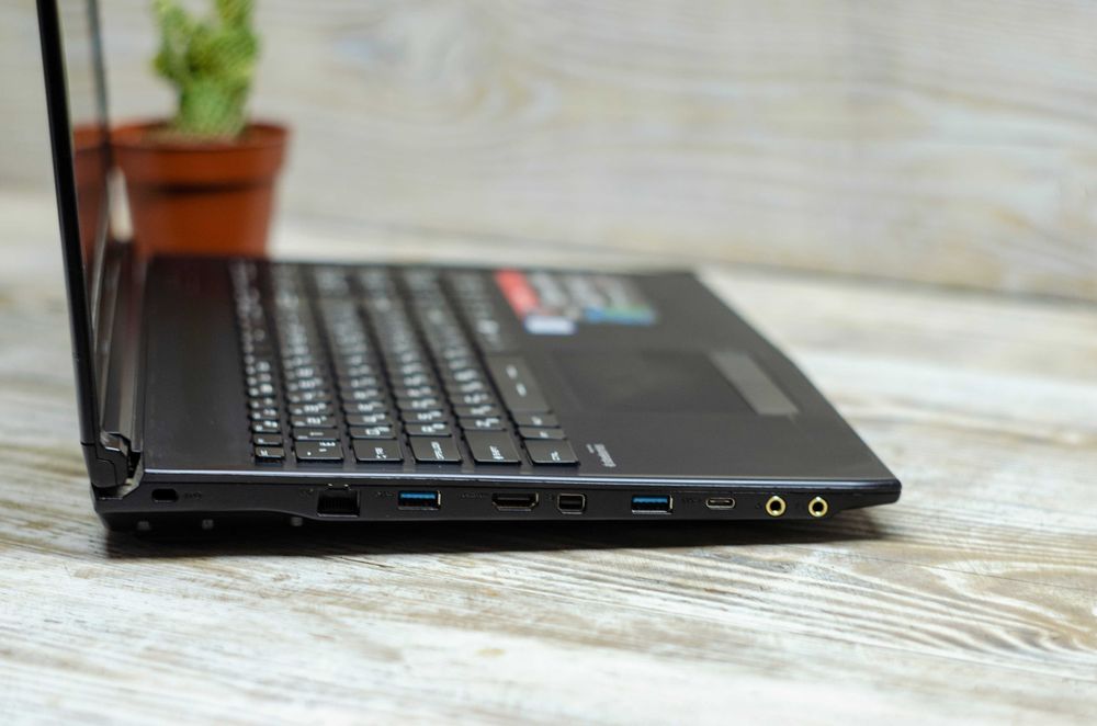 MSI GE62VR Apache Pro i7-7700HQ 3.8GHz/16Gb DDR4/GTX1060 3Gb/SSD+HDD