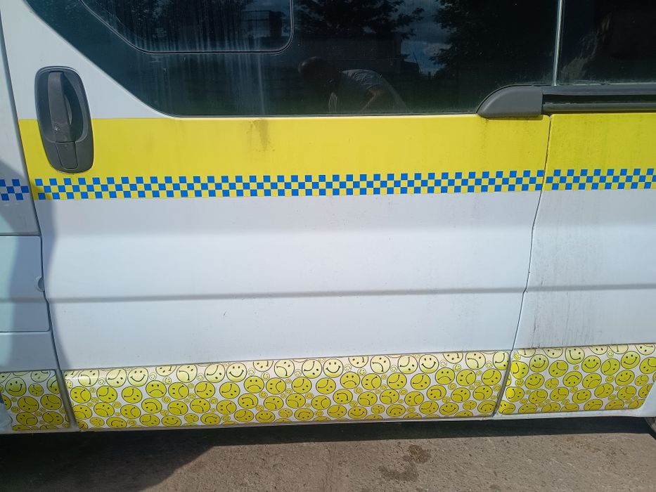 Drzwi przesuwne lewe prawe Opel Vivaro A Renault Trafic II Nissan primaster oryginał