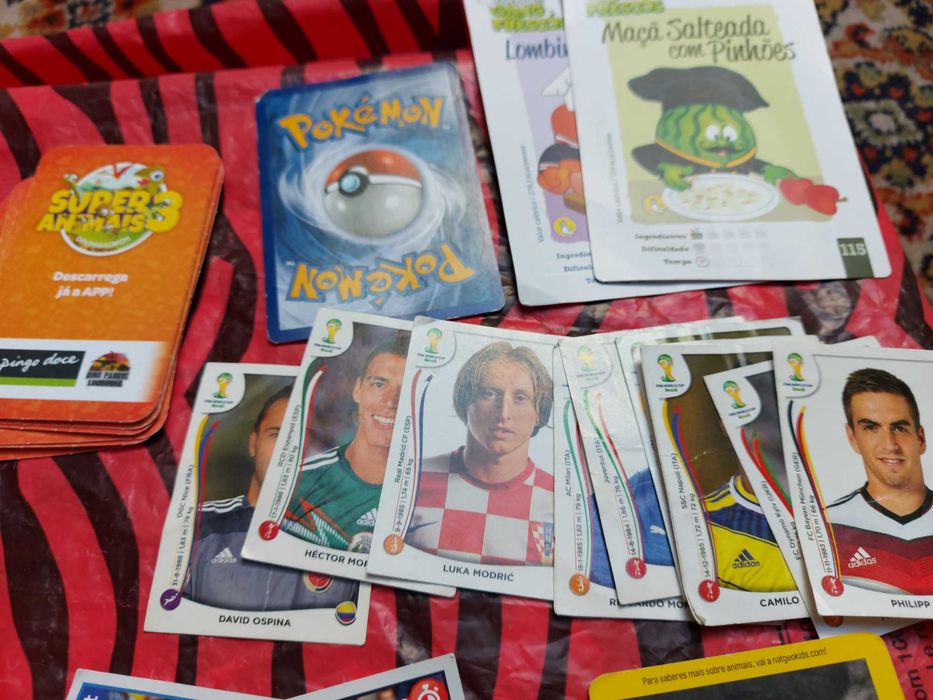 Cromos e cartas de coleções
