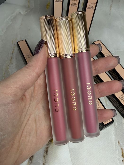 Помада матова блиск Gucci