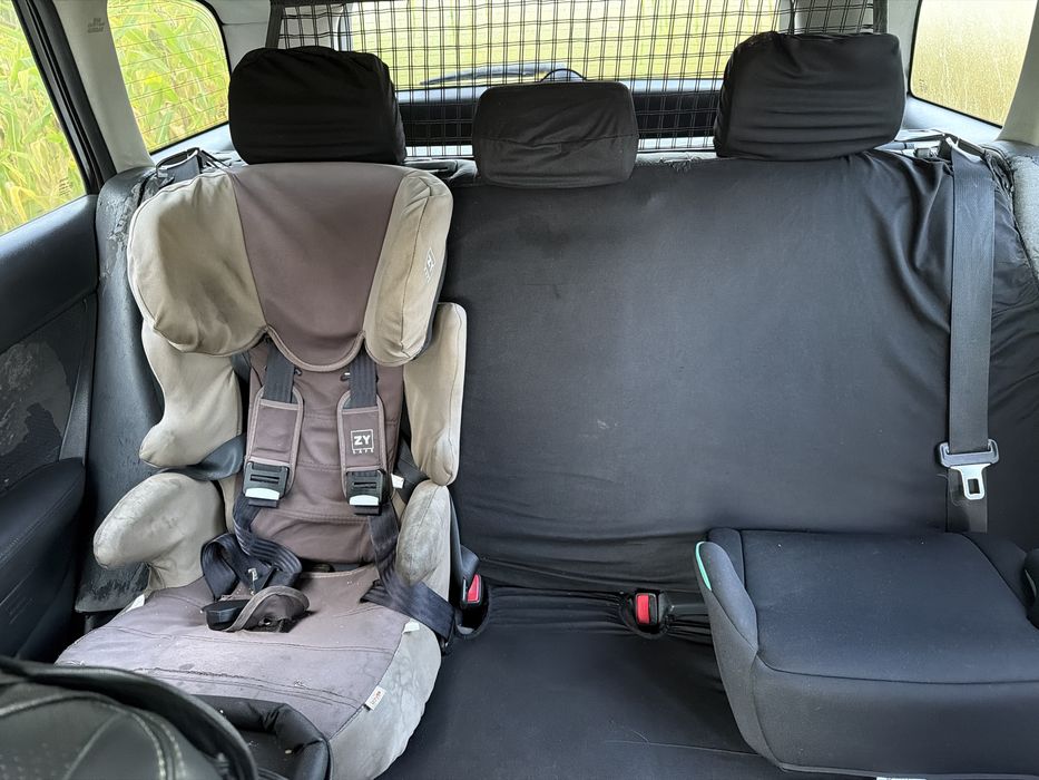 Toyota avansis vendo