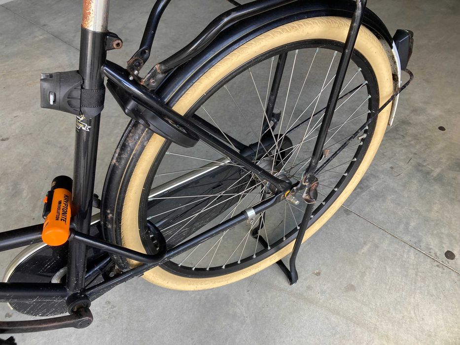 Bicicleta urbana estilo holandês – confortável e prática (com cesto)