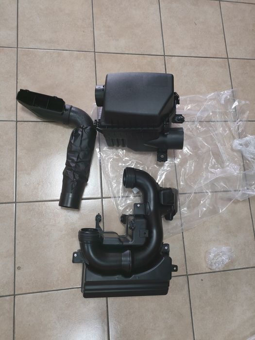 Резонатор повітряний воздушный Kia Forte 13-18, Elantra 11-15