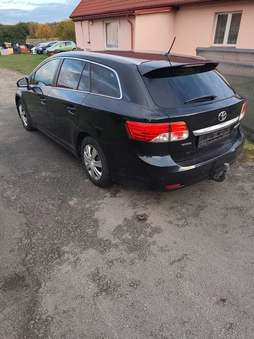 Toyota Avensis 2.0 D4D 124 Koni