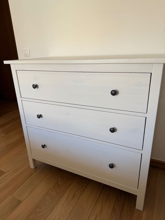 Cómoda Hemnes IKEA