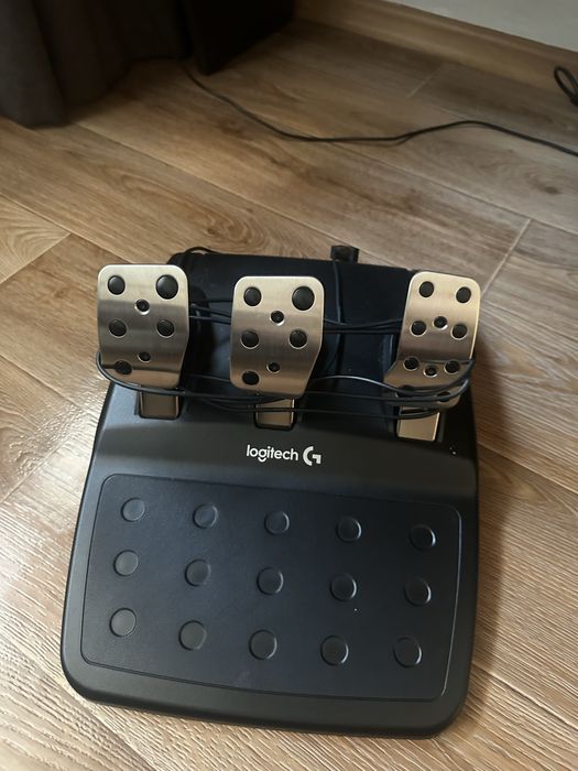 Руль Logitec + кок пит g920