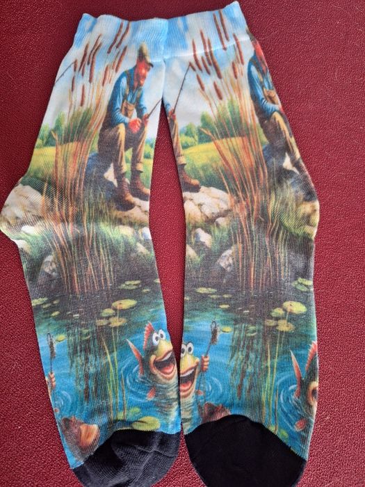 Skarpety męskie wzór wędkarski ryby 66% wiskoza   
One size