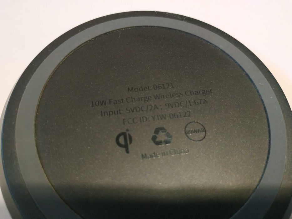 Бесконтактна зарядка 10W