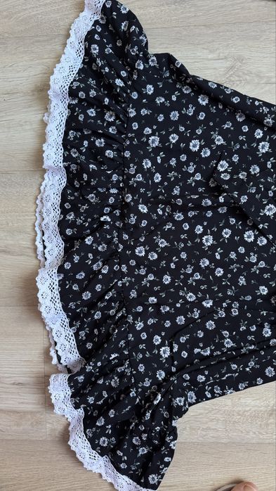 Сукня жіноча дуже ніжна на довгий рукав