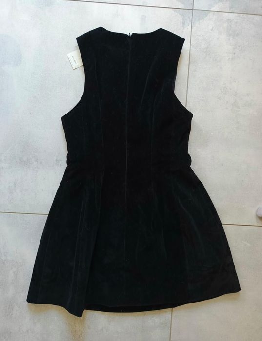 Czarna welurowa sukienka Reserved r.XS
