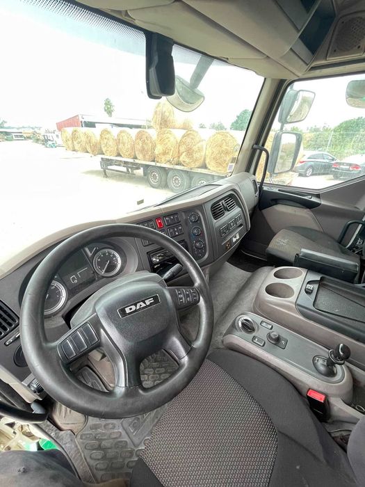 DAF LF 310 | 19 Ton | Caixa 8,20 m | Plataforma Retrátil | 2016