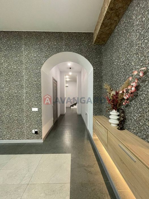 Продам новый дом Ермолаевка ,5 км от Днепра