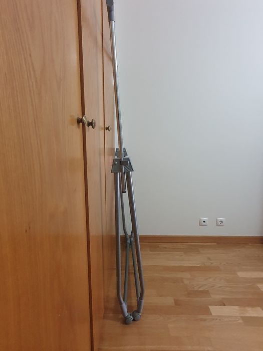 Cabide movel de metal