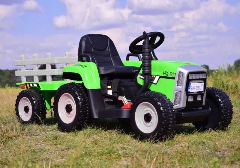 Auto TRAKTOR SPYCHACZ BLAZIN na akumulator z przyczepą KOPARKA autko