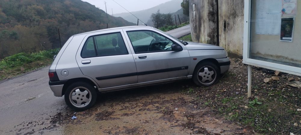 Clio 1.2 gasolina