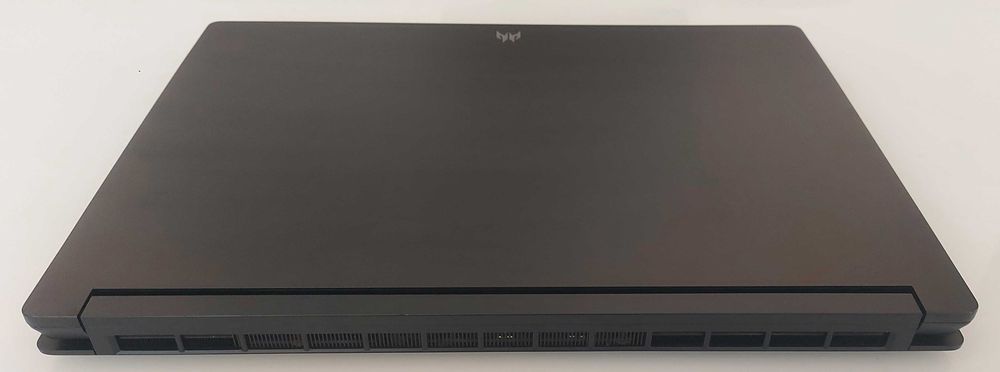 Laptop Predator Triton 17X i9-13900HX 64GB RAM RTX 4090 16GB SSD 2 TB
