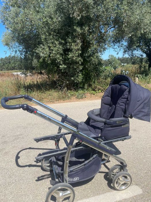 Vendo carrinho de bebé para gémeos.
