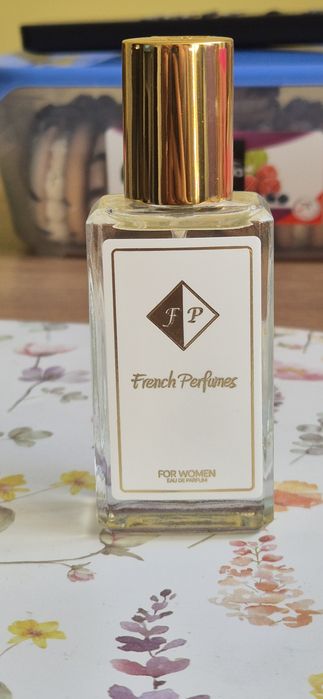 Francuskie perfumy - Lancome Tresore midnight Rose