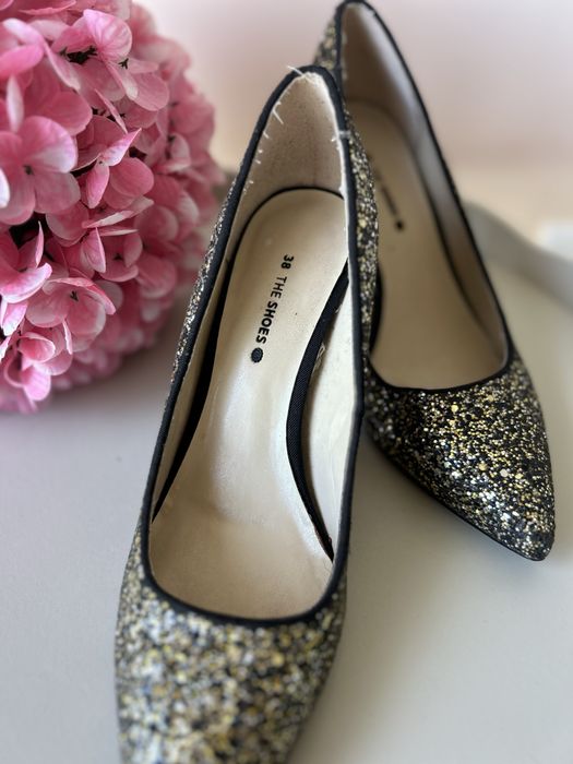 Sapatos de salto