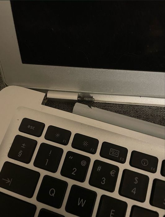 Vendo Macbook 2014 para peças