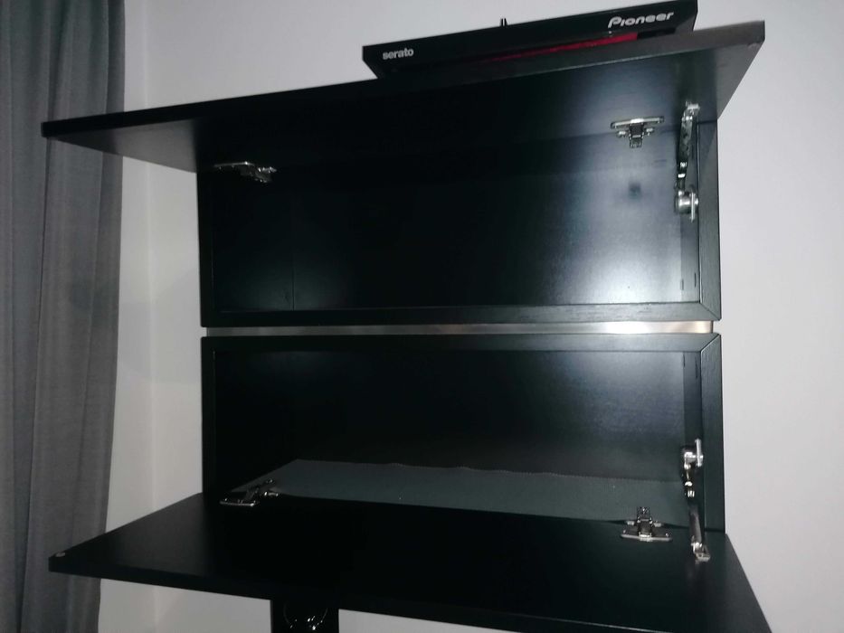 Movél de parede - Sala madeira wengue /preto