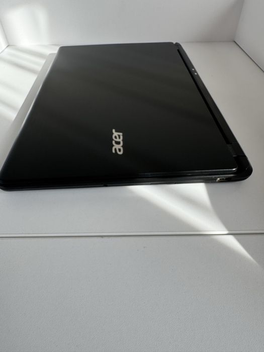 Ноутбук Acer V5 -573 I3 ,12GB