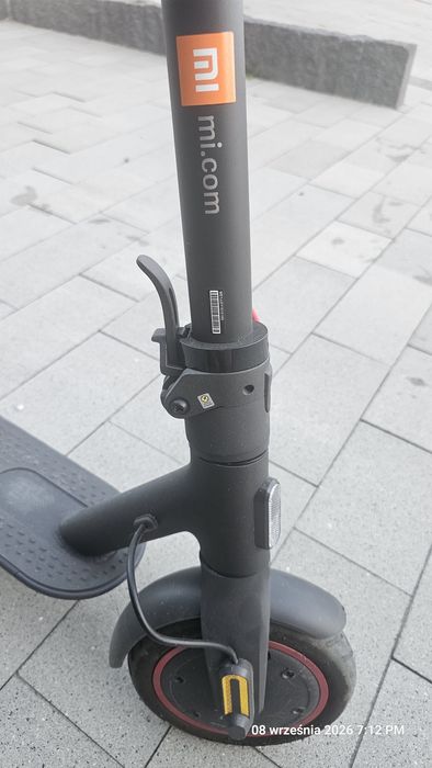 Xiaomi Mi Electric Scooter Pro 2 + opona