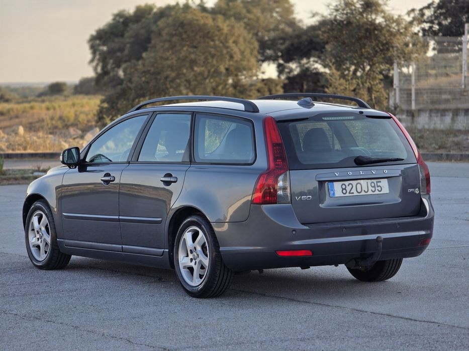 Volvo V50 1.6D (2010)