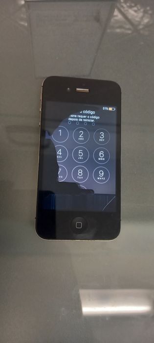 Apple IPhone 4S na caixa