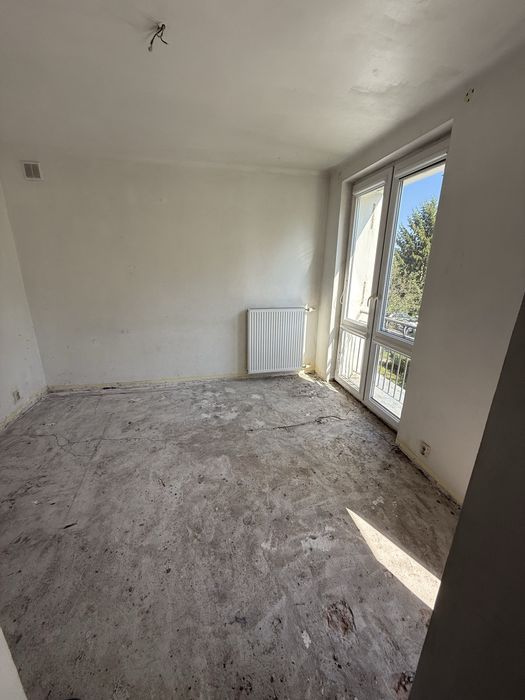 Demontaż mieszkań, skuwanie tynków, płytek, posadzek – Warszawa