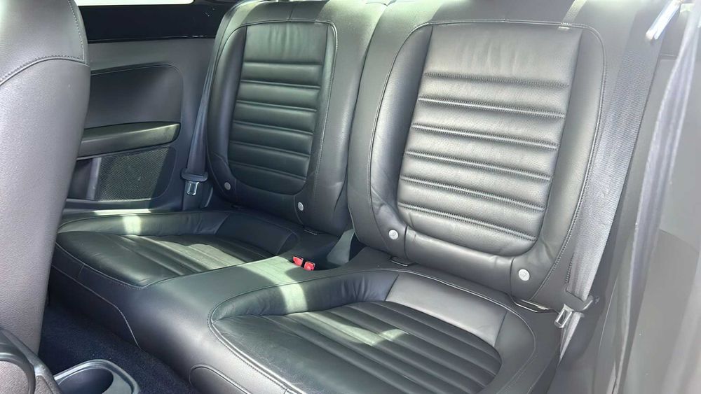 Volkswagen Beetle      2014
