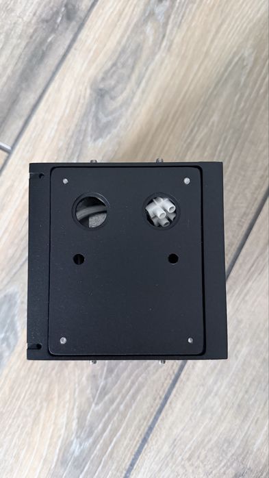 Light Point lampa zewnetrzna na elewacje  10x10cm czarna