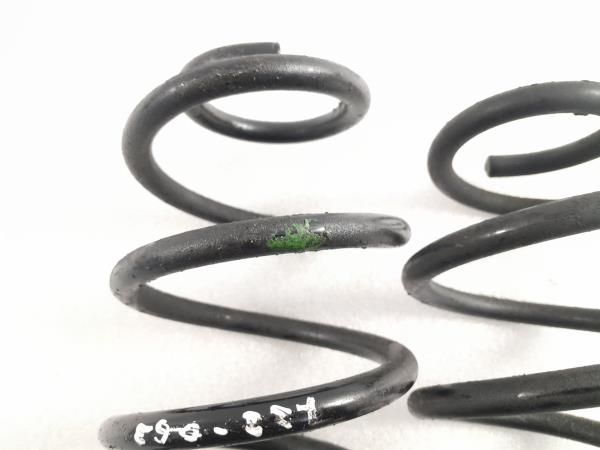 Mola de suspensão trás direita FORD Fiesta VI (CB1, CCN)