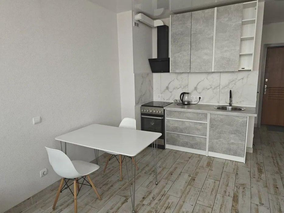 Продам 1 кім.квартиру ЖК Атлант вул. Симона Петлюри м.Бровари EM