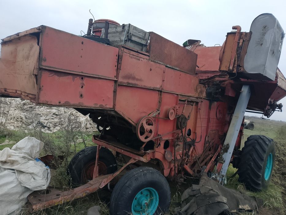 Комбайн нива СК-5